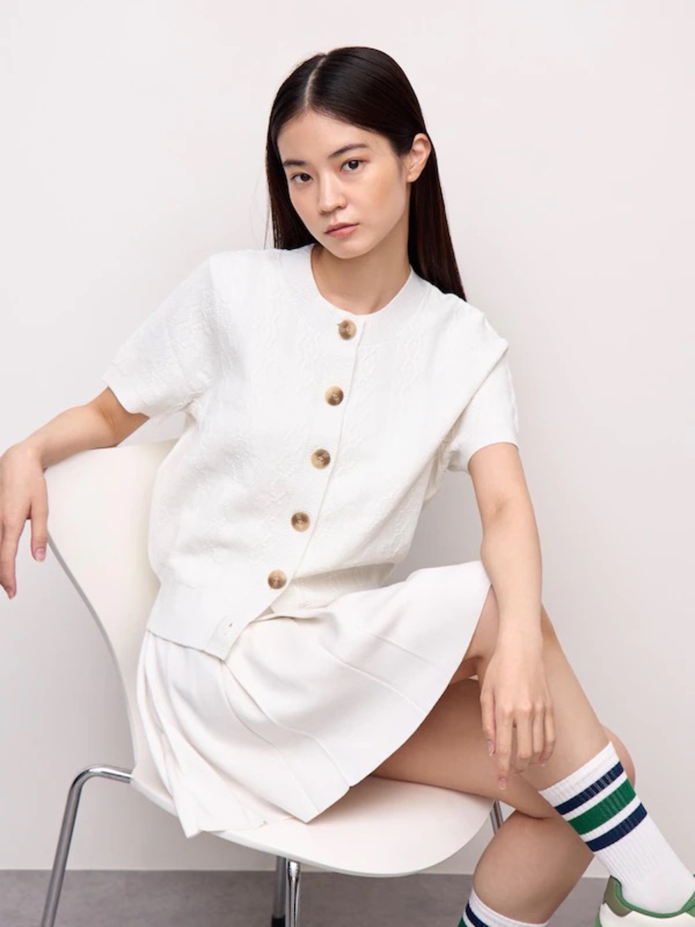 Crew Neck Cardigan (japanese sizing)